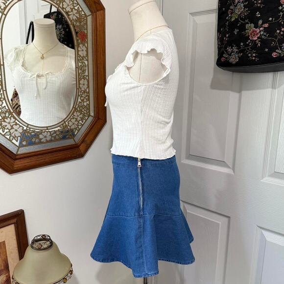 NWOT Dolls Kill Delia's Blue Denim Flared Mini Skirt S/XS - Picture 3 of 6
